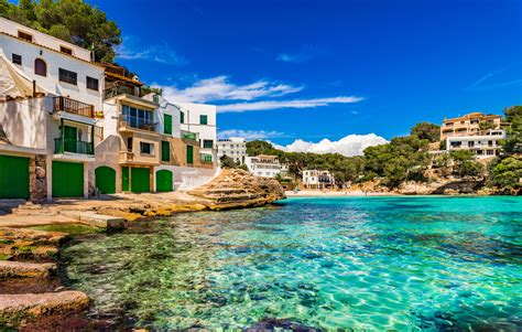lutron palma de mallorca|The 13 Most Beautiful Towns in Mallorca .